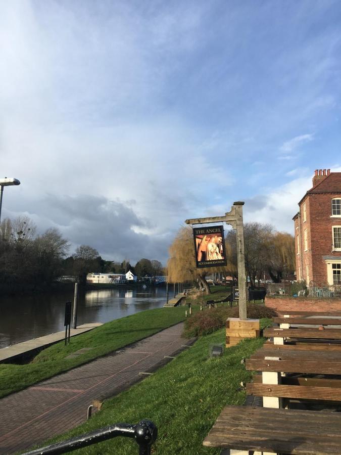 The Angel Inn Stourport Room photo